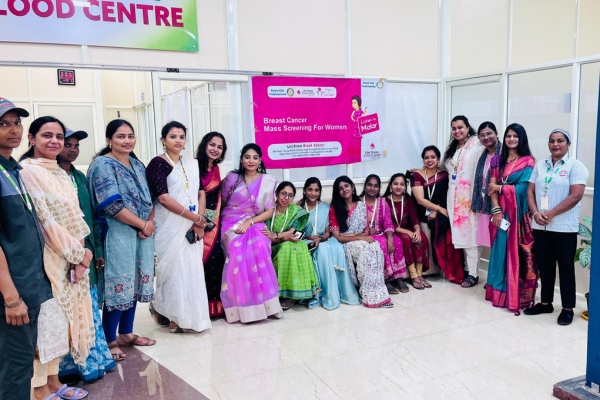 Women entrepreneurs participating in EnterpreNari program